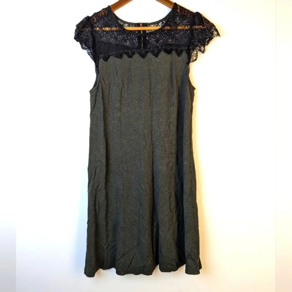 Kensie Green Lace Dress - Medium